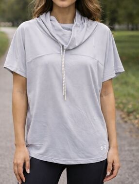 Under Armour Light Gray Cowl Neck Short Sleeve Top Loose Fit Athleisure